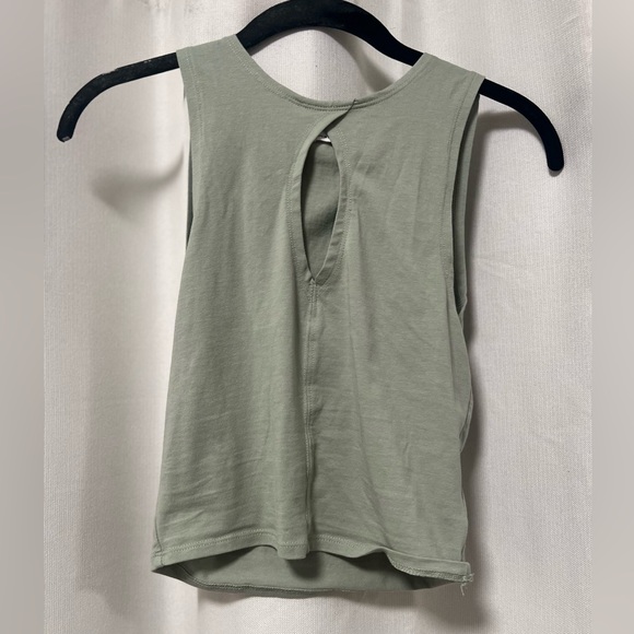 Cotton on crop top - Picture 2 of 3